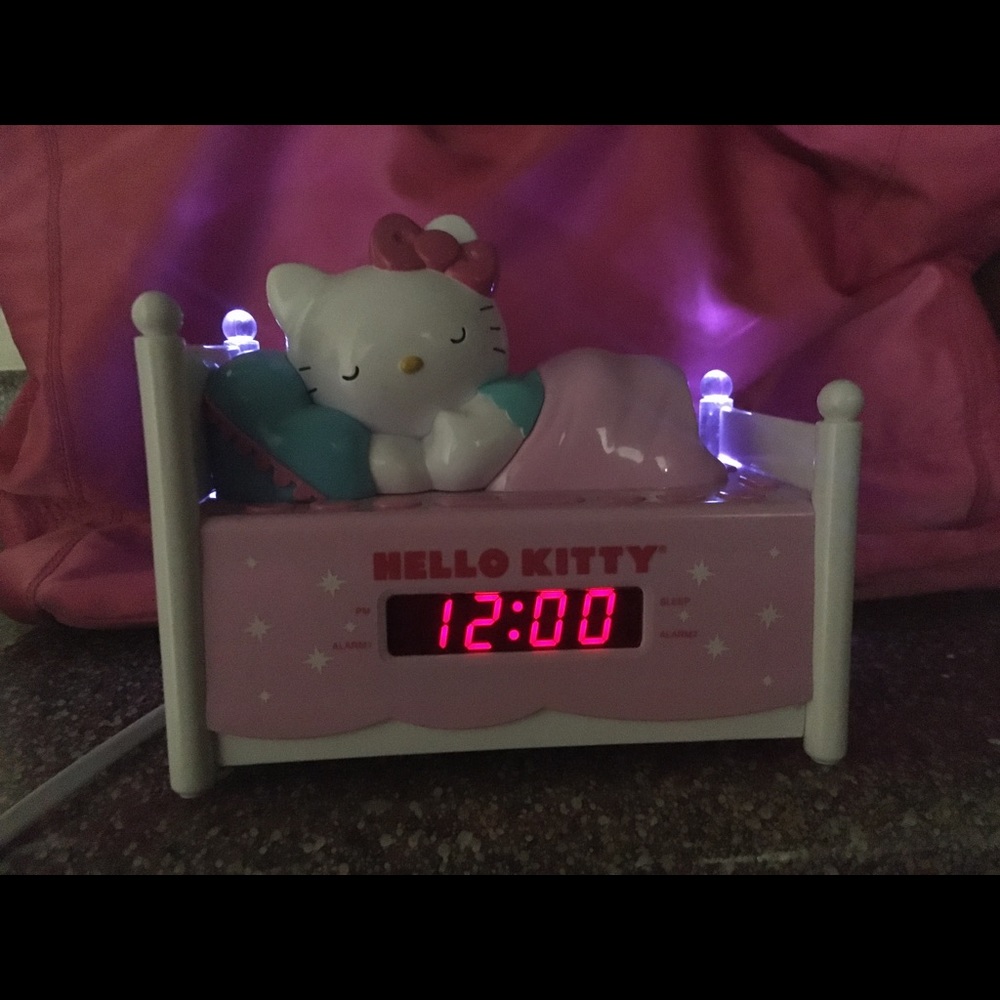Hello Kitty alarm clock radio